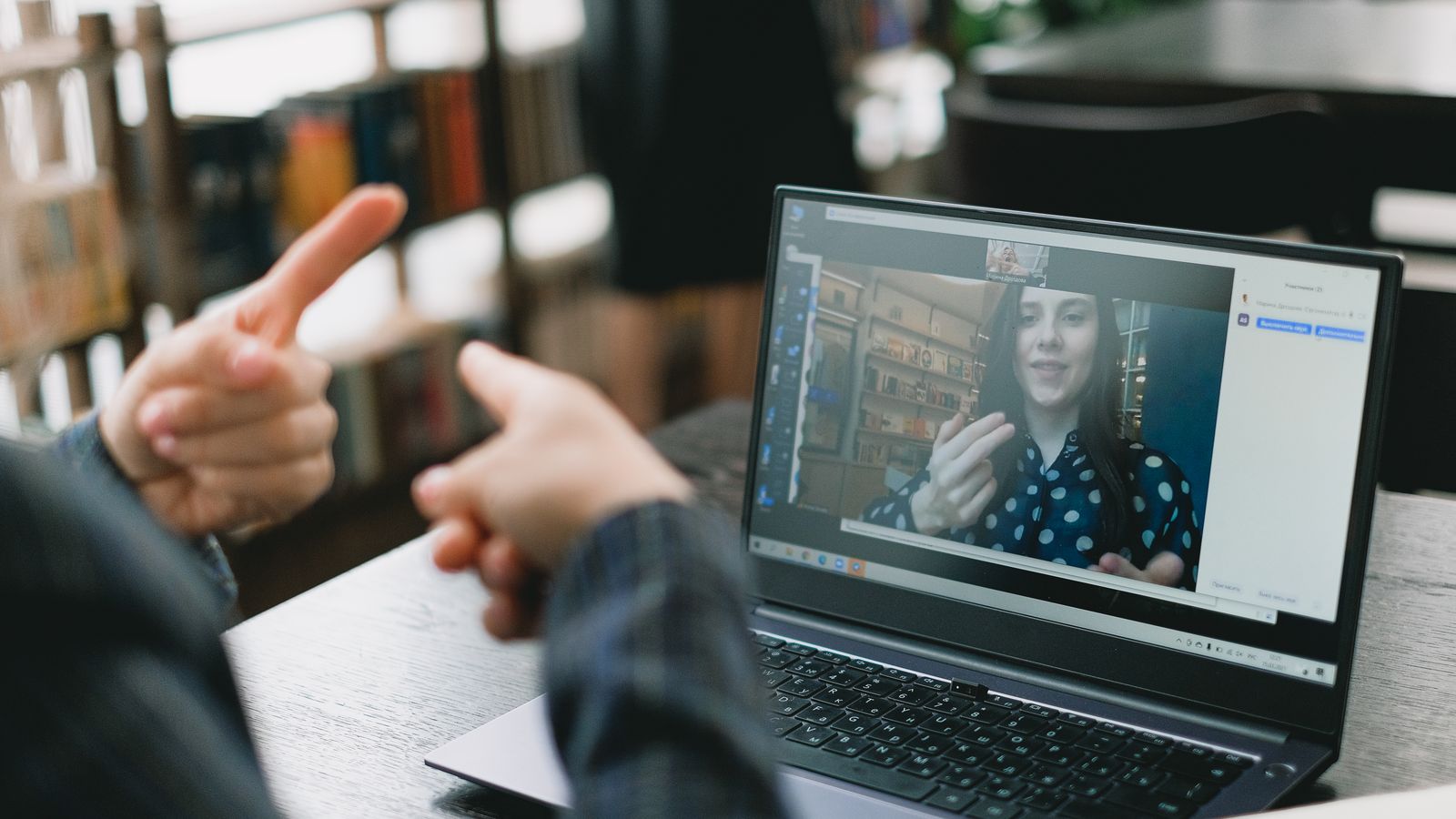 Accordo MIM-Sindacati: collegi docenti online con voto certificato Accordo MIM-Sindacati: collegi docenti online con voto certificato